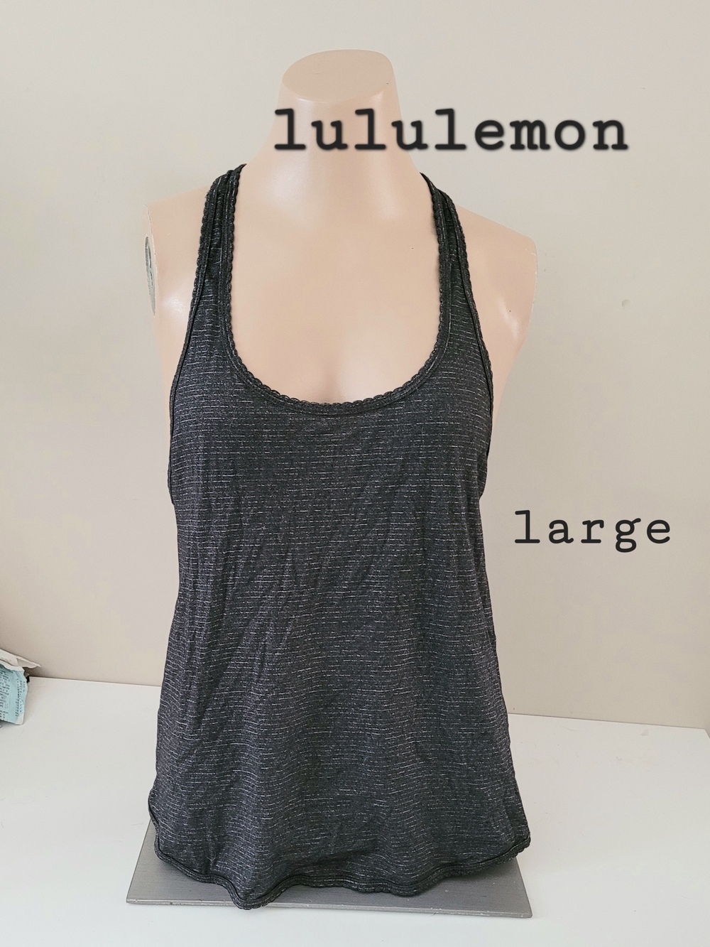 lululemon athletica Women's Dark Charcoal  Racerback Tank Top - Large